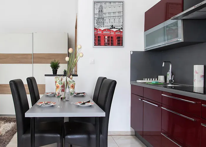 Apartament Downtown Hideaway *